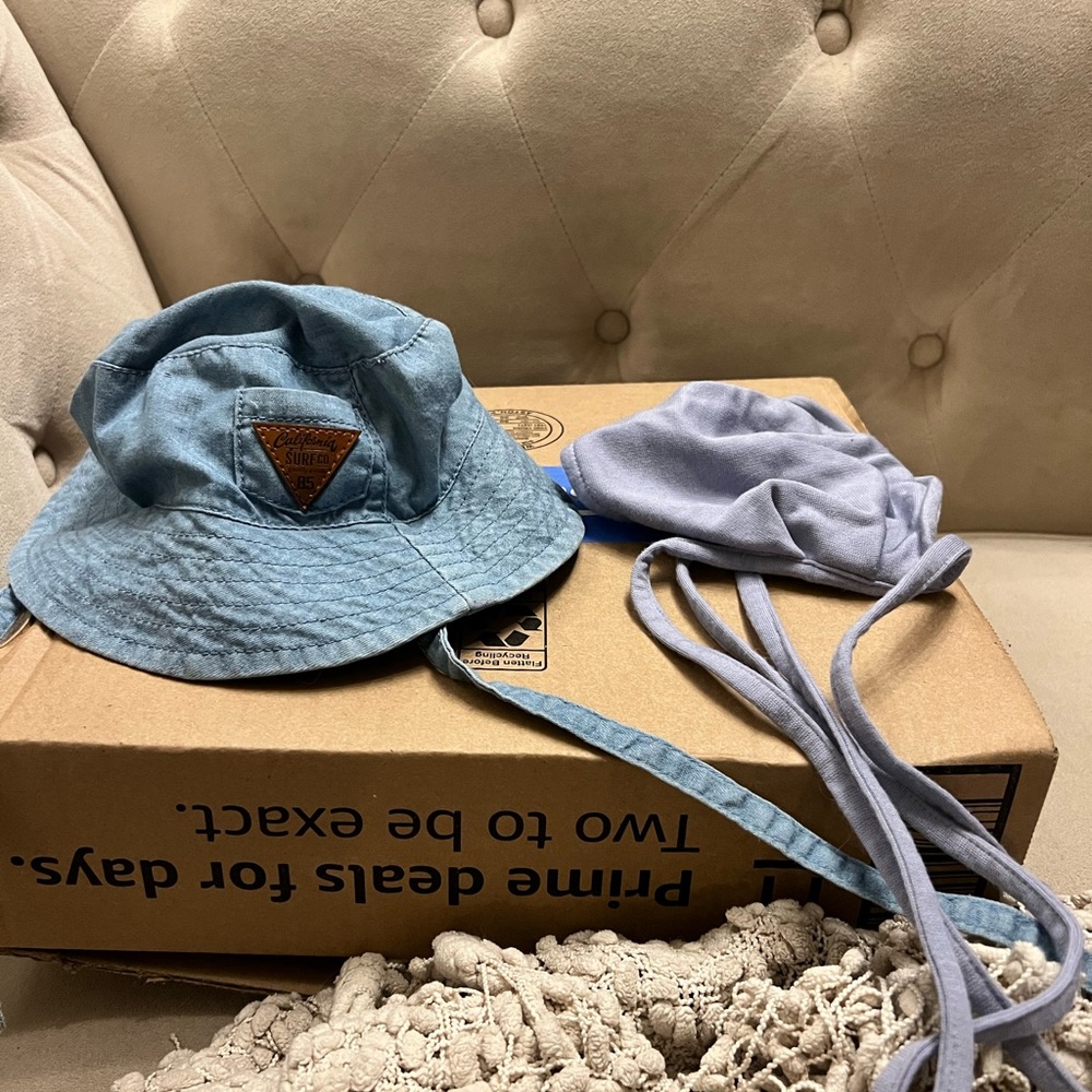 Rococo baby hat and mask